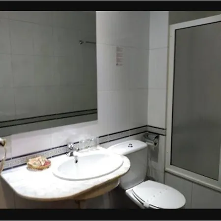 Fuente La Plata - La Eria Hotel Oviedo