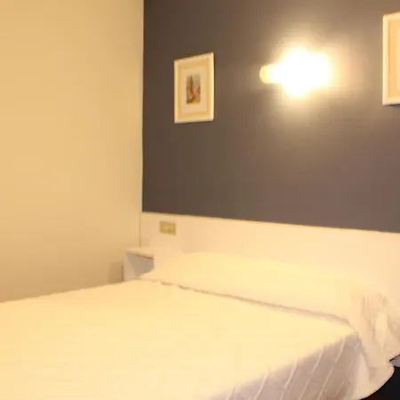 Hotel Fuente La Plata - La Eria