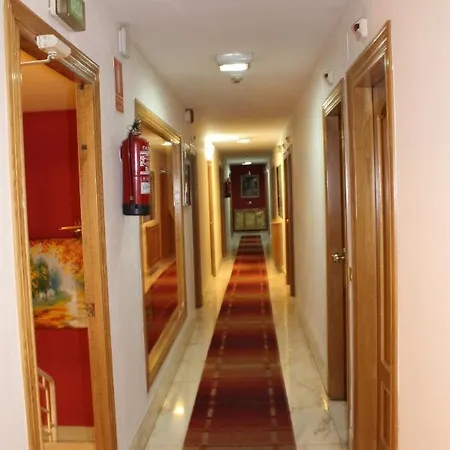 Hotel Fuente La Plata - La Eria 2*