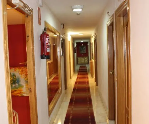 Hotel Fuente La Plata - La Eria 2*